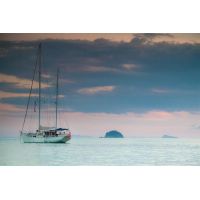Segeln auf der Ketch Meta, einer...
