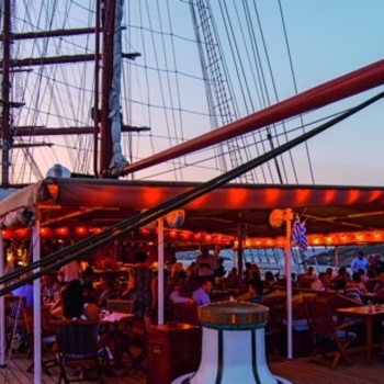 Sea Cloud II Restaurant an Deck