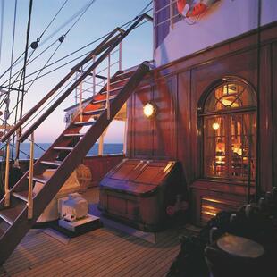 Sea Cloud an Deck