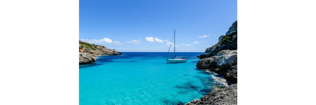 Mallorca - von See noch schöner als vom Land.  - 