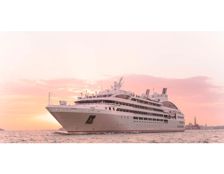 PONANT-Sisters Boutique-Kreuzfahrt  im Mittelmeer