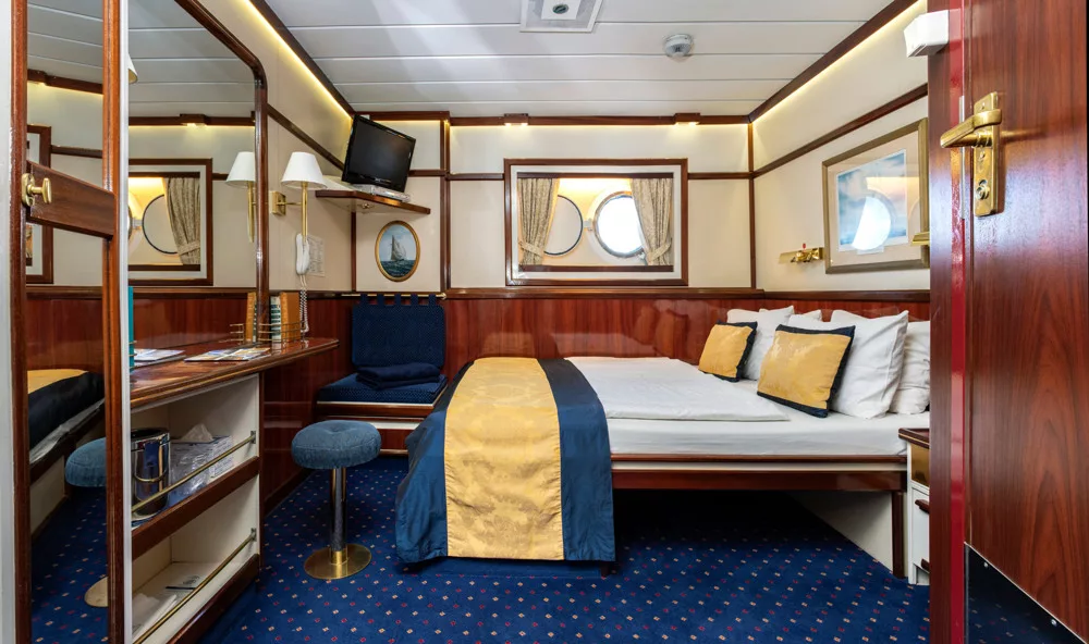 Star Flyer 28 - Caribbean Sailing Cruise: St Maarten and the British Virgin Islands with Star Flyer