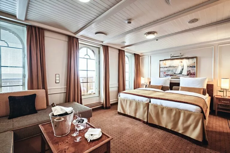Sea Cloud Spirit 11