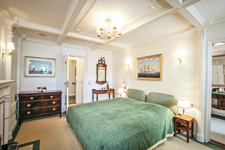 Sea Cloud 28