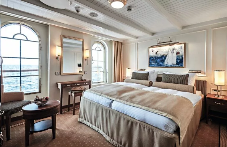 Sea Cloud Spirit 16