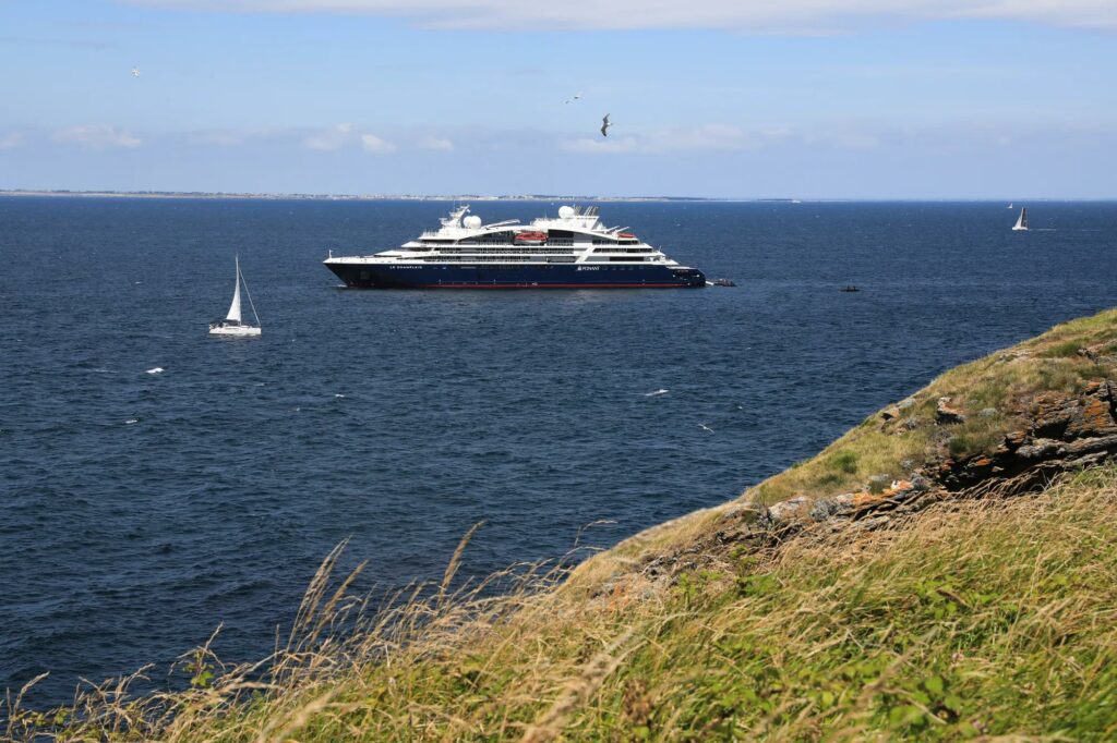 LE CHAMPLAIN BELLE ILE EN MER BRETAGNE MARGOT SIB - Hauptstädte und berühmte Städte der Ostsee