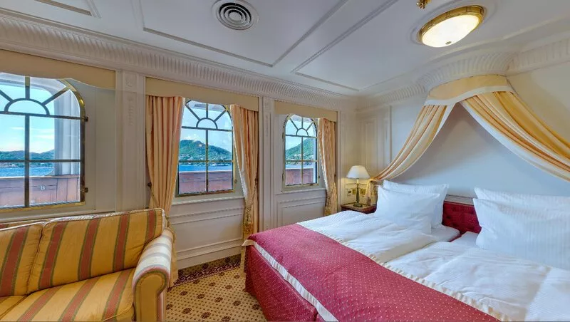 Sea Cloud II 30 - Adriatic Sailing Dreams