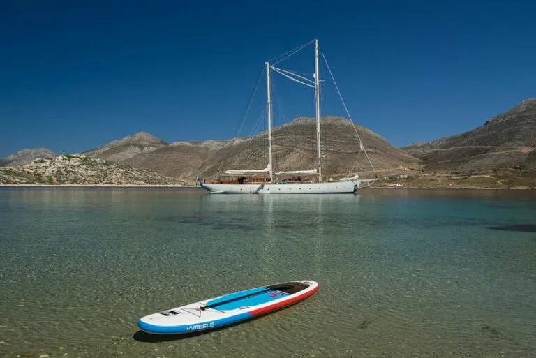 Rhea_Cyclades