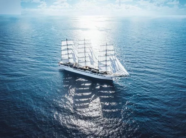 SCS Ship 001 drone - Mediterrane Pracht und Kulturerbe
