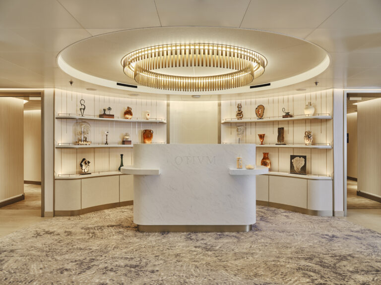 OTIVMSpa Entrance 0734