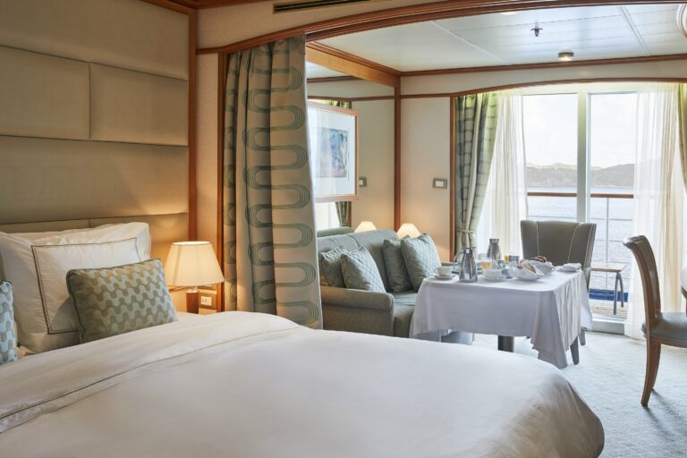 Silver Whisper