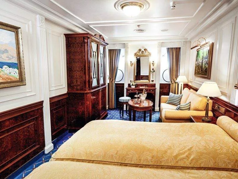 SeaCloudII_Cabin_DeluxeE_001 - Adriatic Sailing Dreams