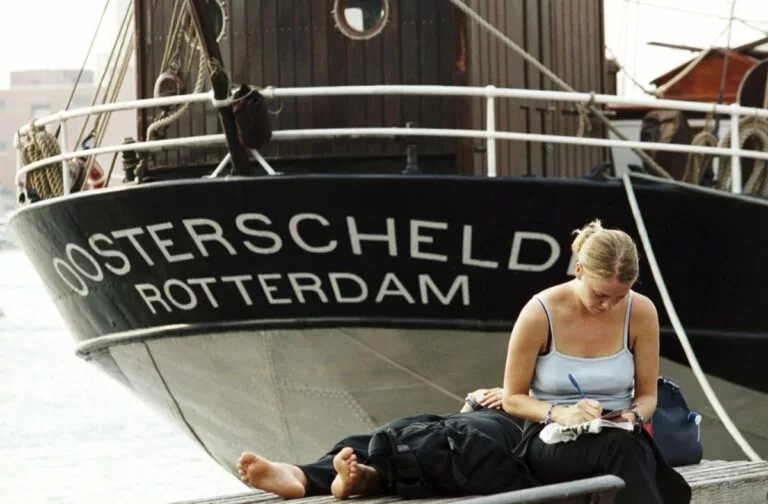 Entspannung an Deck der Oosterschelde