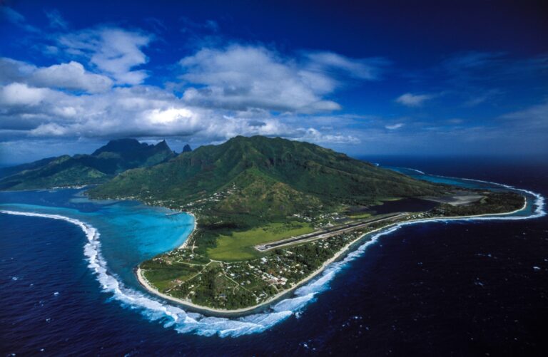 Tahiti, Huahine, Raiatea - Katamaran-Reise