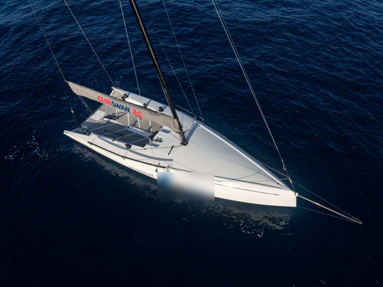 Club Swan 36 aus der Vogelperspektive, Deck und Rigg