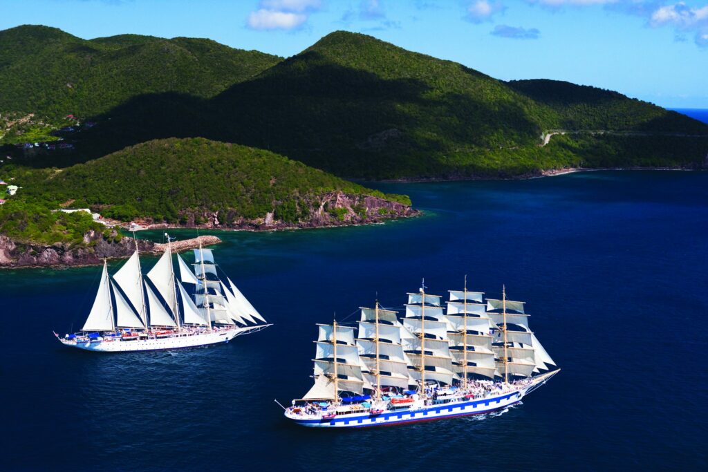 Die Großsegler Royal Clipper und Star Clipper von Star Clippers unter vollen Segeln