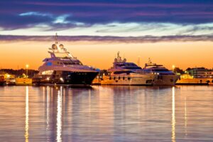 Der Hafen von Zadar im berühmten Abendlicht