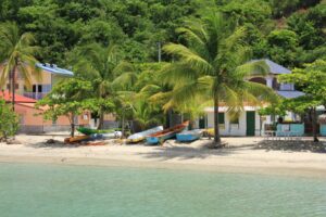 Martinique - Strand mit Fischerbooten