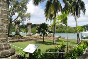 Falmouth Bay, Antigua - historisches Nelsons Dockyard mit Yachthafen im English Harbour