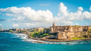 Die Festung Castillo El Morro an der Kueste von Old San Juan, Puerto Rico